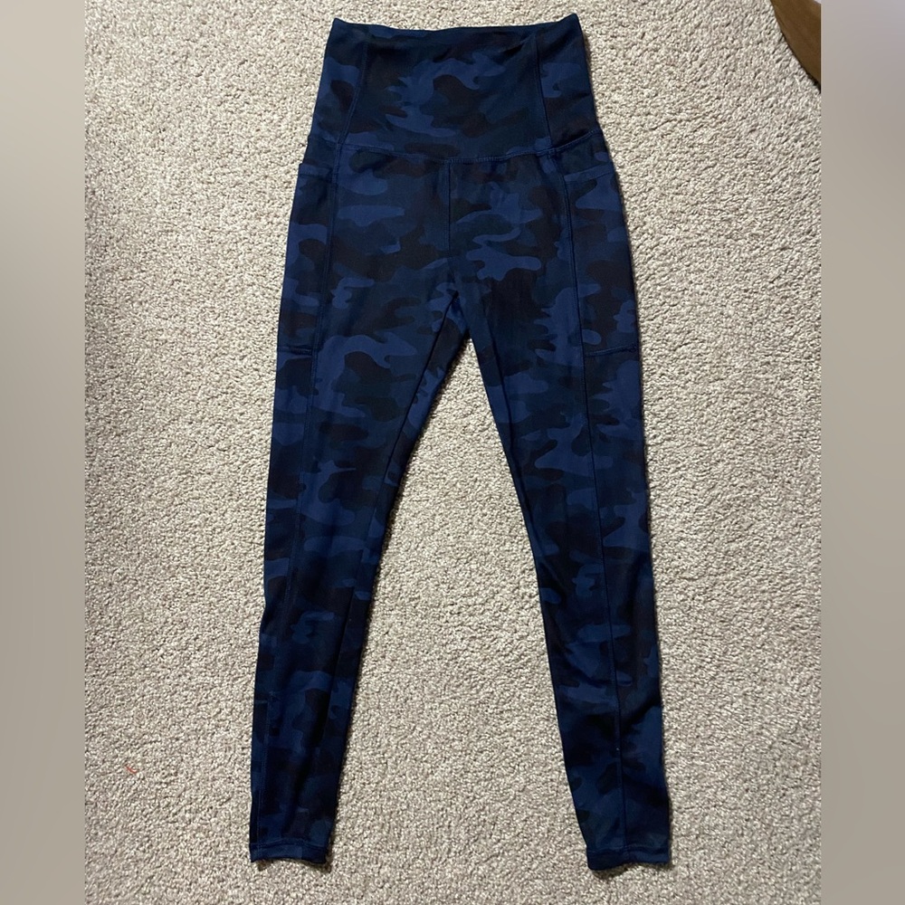 blue camo leggings with pockets